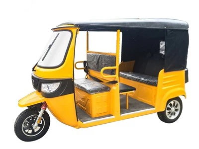 Risciò elettrico in Bangladesh Triciclo per passeggeri